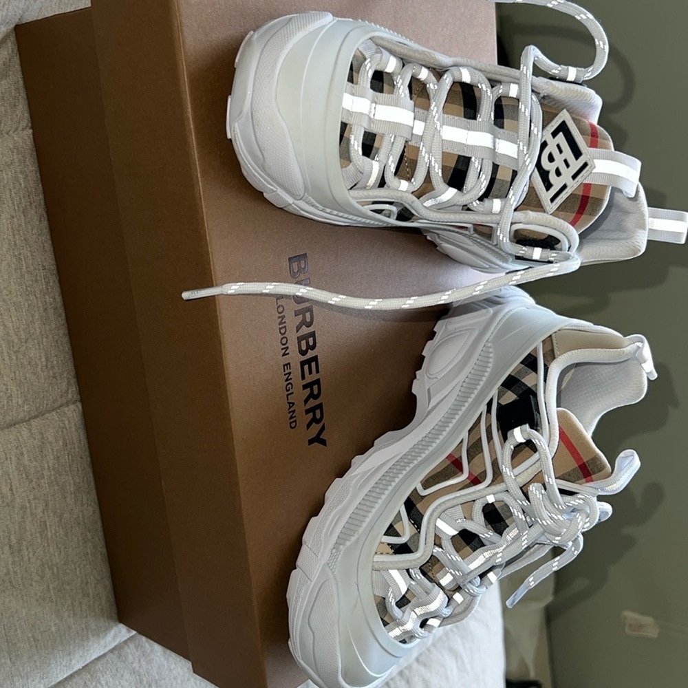 Kids Burberry Sneakers